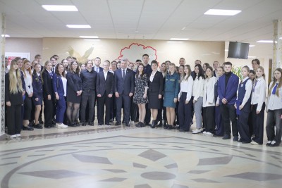 23 апреля в средней школе №34 состоялось первое заседание Молодежного парламента пятого созыва - фото