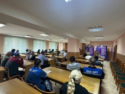 18 сентября на ОАО «Беларусьрезинотехника» прошел Единый день информирования - фото