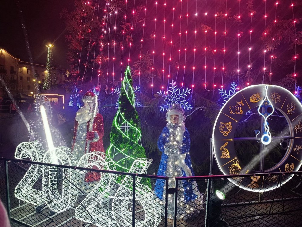 Шествие Дедов Морозов и снегурочек!, фото