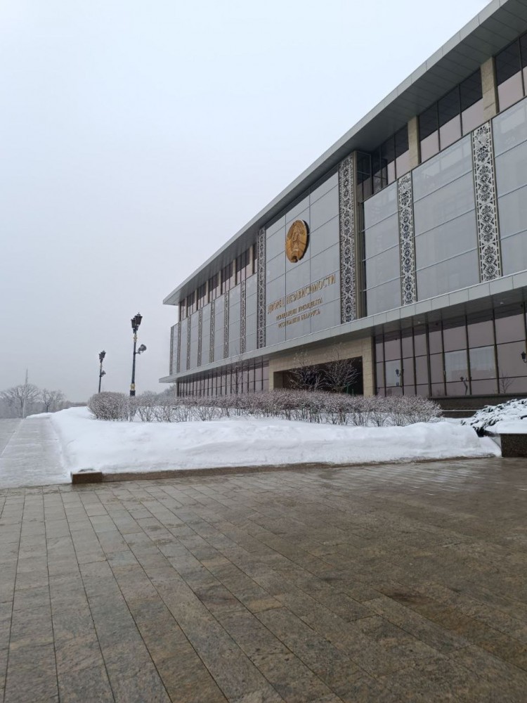 Перспективные молодые кадры Бобруйска в составе делегации Могилевской области с экскурсией посетили Дворец Независимости. Среди участников мероприятия -  Ожгихина Виктория Олеговна, техник-технолог технологического бюро цеха номер 2 ОАО "Беларусьрезинотех, фото